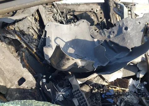 2022 Tesla Model S Plaid Tri Motor All-Wheel Drive from USA, damaged, VIN 5YJSA1E64NF477659